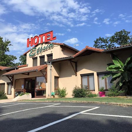 Etesia Otel Feurs Dış mekan fotoğraf
