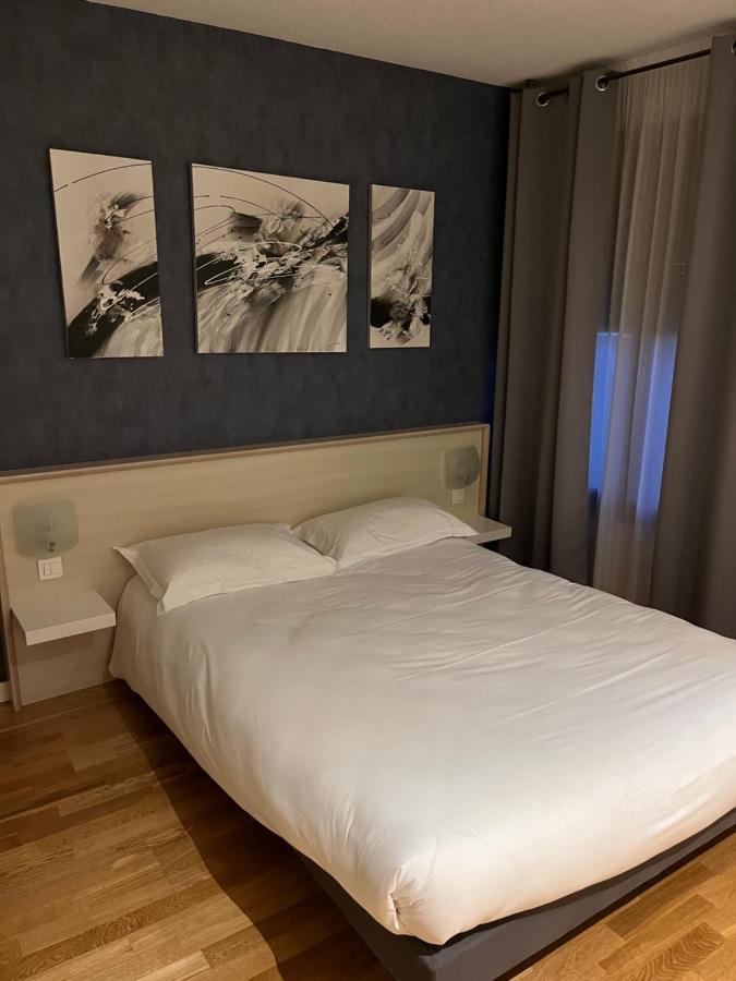 Etesia Otel Feurs Dış mekan fotoğraf